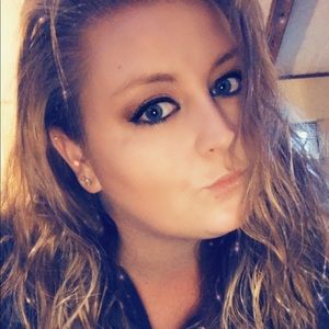 Meet your Posher, Krista